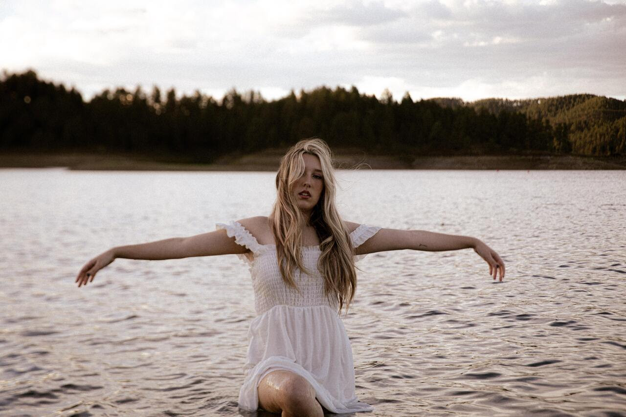Rapid City Music Scene Highlights Rising Alt-Pop Star Bijou Belle with New Single Release