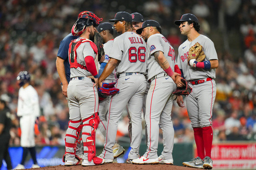 Umpire loses track of count, leading to walk instead of strikeout for Astros’ Cam Smith vs. Red Sox