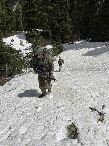 Authorities believe they spotted ex-soldier Travis Decker, who is wanted in deaths of 3 daughters