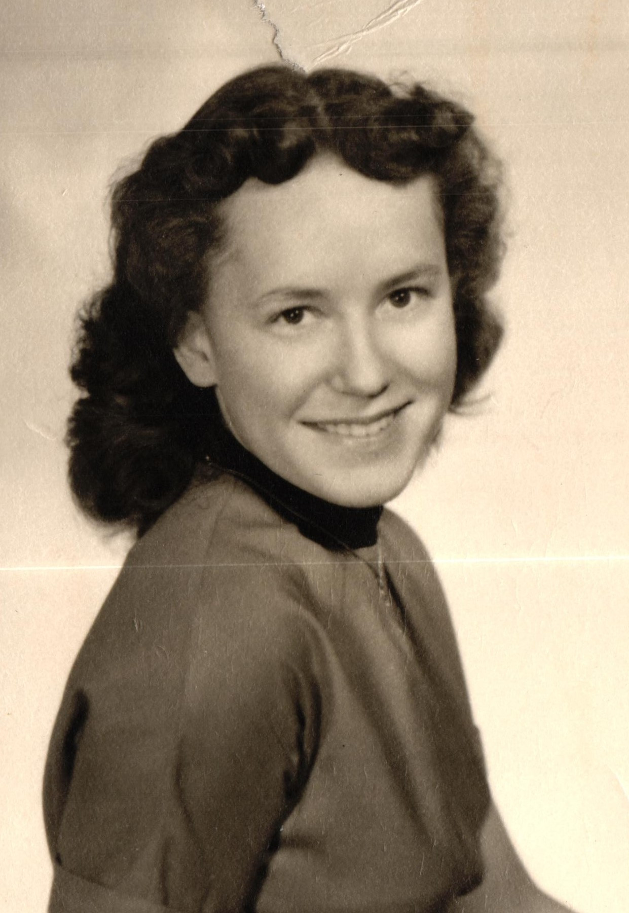 Louise Mary Muinos Felion