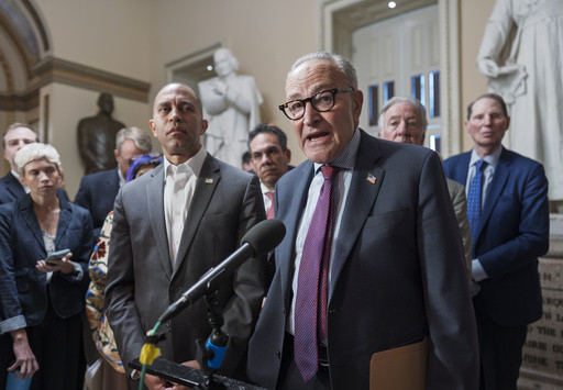 Trump to meet with Schumer and Jeffries as government shutdown risk looms