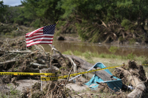 Texas lawmakers scrutinize state’s response to catastrophic floods