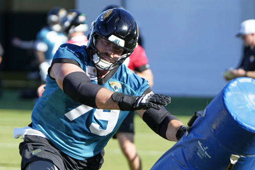 Saints trade DT Saunders to Jaguars for C Fortner following preseason game, AP sources say