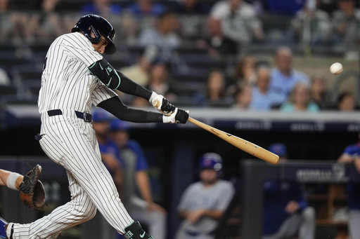 Yanks’ Cody Bellinger hits 3rd home run of game against Cubs, an inning after being robbed