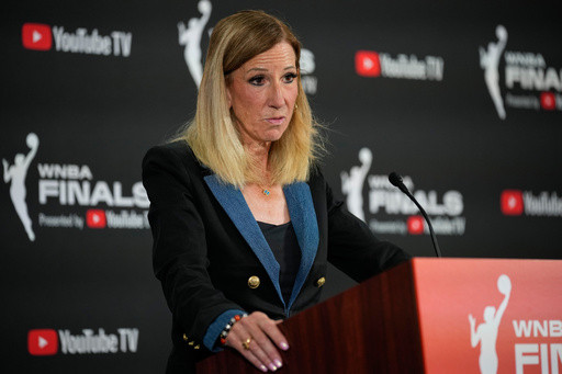 WNBA offers 30-day extension as CBA deadline looms, AP sources say
