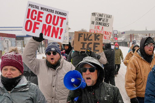 After Minneapolis, Democrats confront political vulnerabilities to battle Trump on immigration