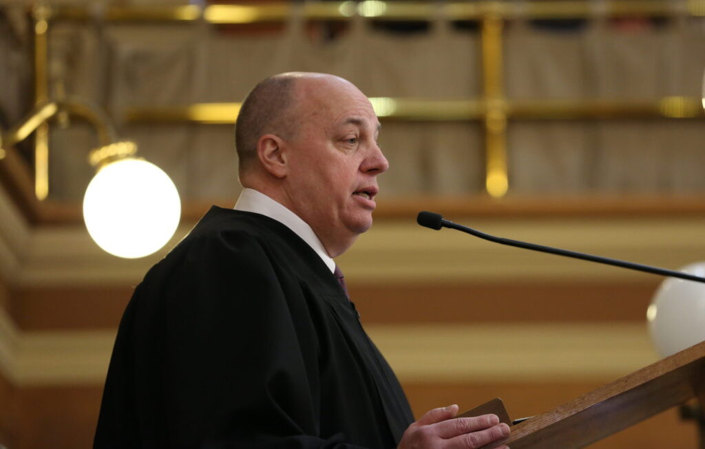 Chief justice outlines roadmap to more services for drug offenders, young people and probationers