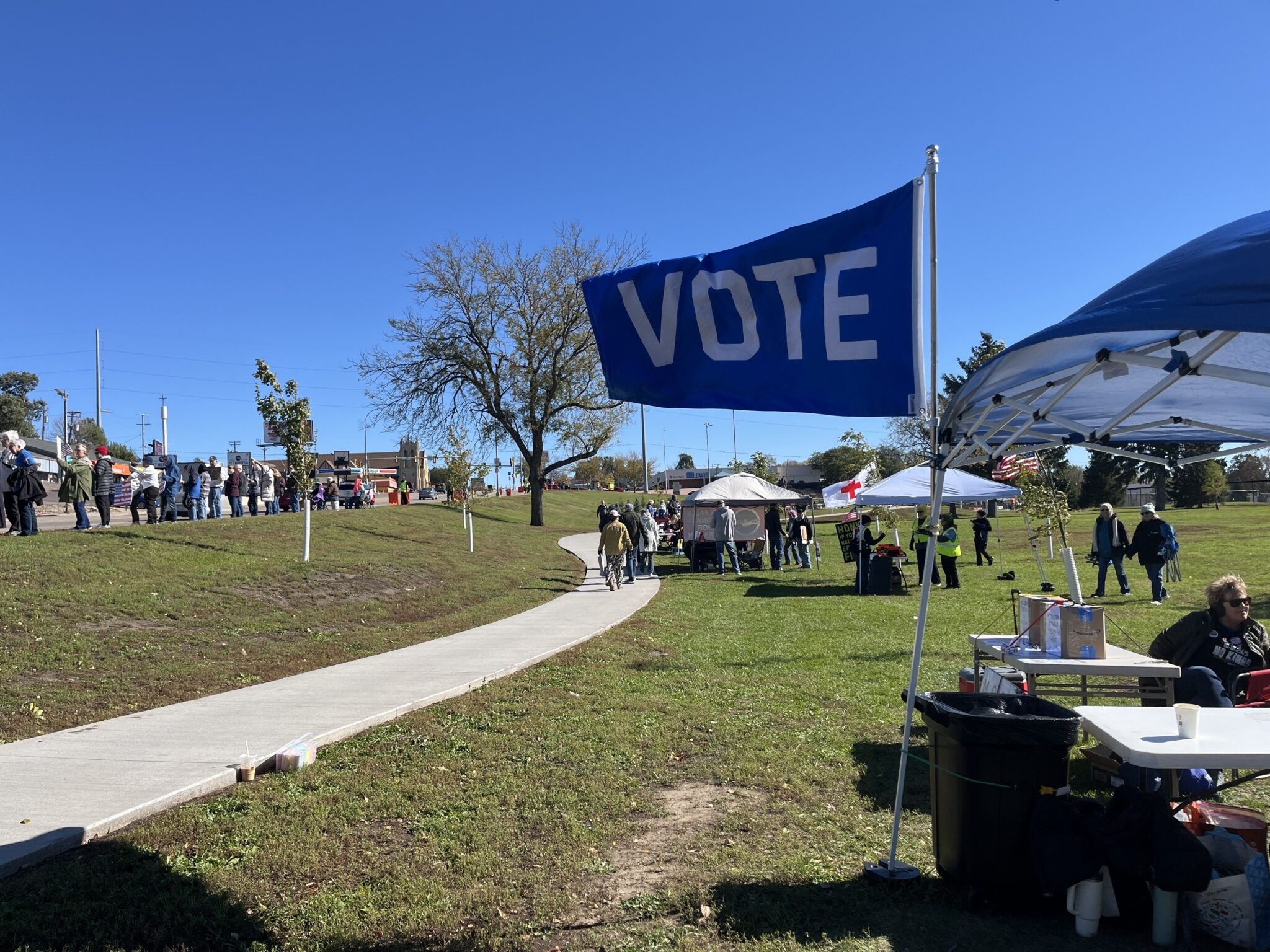 No Kings works to get out the vote