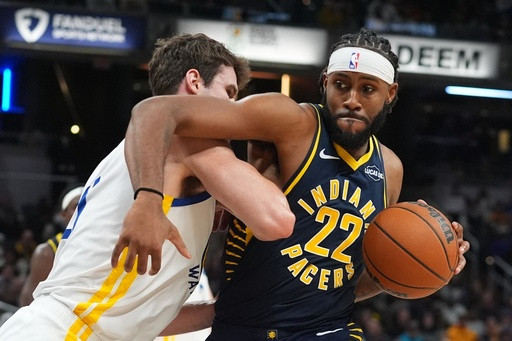Pacers snap season-opening 5-game losing streak with a 114-109 win over the Warriors