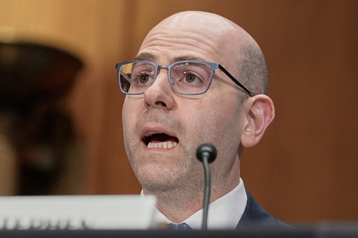 Trump takes one step back and another forward in his attempt to reshape the Fed