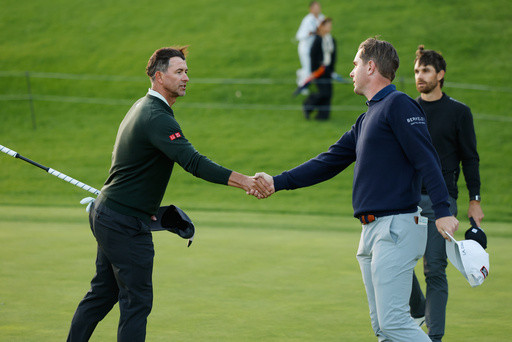 Opening round at the Cognizant Classic features bird feathers, shots from the mud and hole-outs