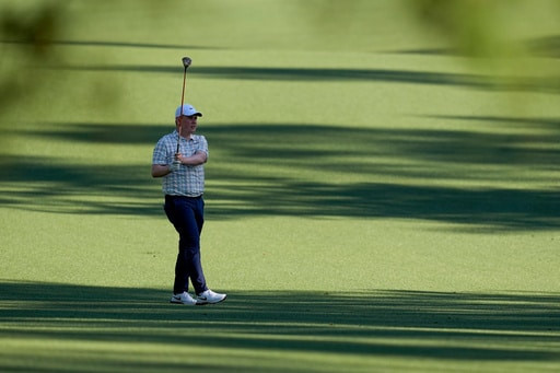 MacIntyre gives middle-finger salute as firm, fast Augusta National bites back at the Masters