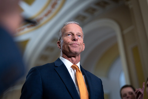 Food aid at risk of expiring as effort to fund SNAP benefits fails in Senate