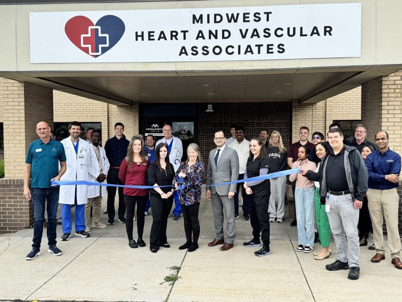 Midwest Heart and Vascular Associates Hosts Ribbon Cutting