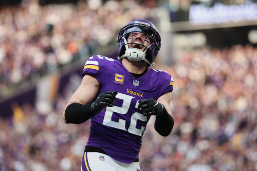 Harrison Smith stays in the moment with the Vikings, as his 14th season winds down