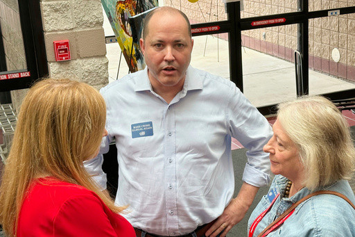 Judge throws out campaign finance lawsuit between Republican rivals in Georgia governor’s race