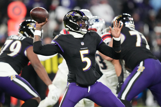 Ravens facing must-win situation and probably missing Jackson as they visit playoff-bound Packers