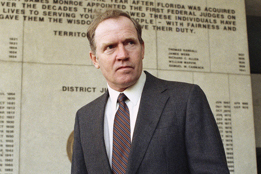 Eugene Hasenfus, key figure in 1980s Iran-Contra affair, dies at 84