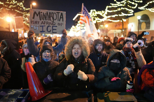 From frigid quiet to outraged sorrow, a few hours on Minneapolis street where agents killed man