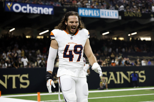 Broncos linebackers Singleton and Greenlaw return from injuries for season opener against Titans