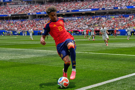 Lamine Yamal without a goal, yet Spain’s young superstar is attacking threat in a 3-0 knockout win