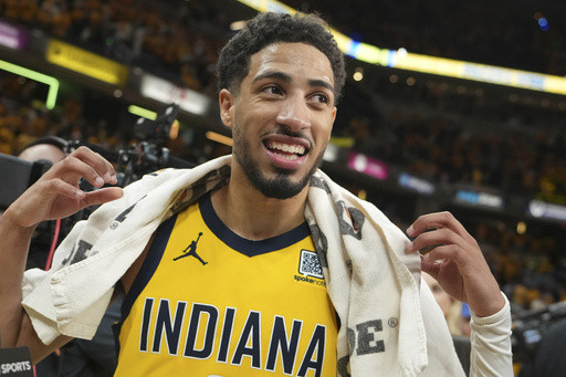 Haliburton has 32 points, 15 assists and 12 rebounds as Pacers beat Knicks 130-121 for a 3-1 lead