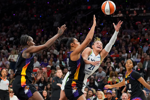 Mercury overcome 13-point deficit in 4th quarter, beat Lynx 86-81 to advance to WNBA Finals