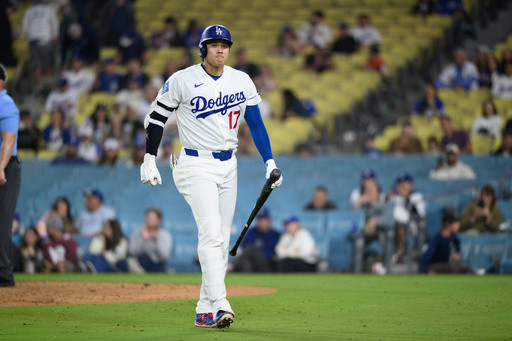 Dodgers give Shohei Ohtani a DH break as his offensive slump deepens