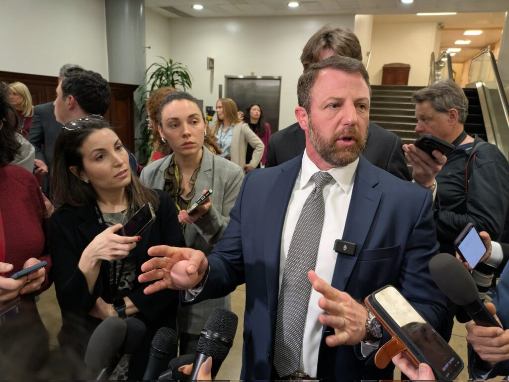 US Senate confirms Mullin to replace Noem at Homeland Security