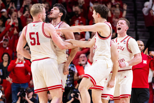 No. 13 Nebraska remains unbeaten with 58-56 win over No. 13 Spartans, extends streak to 18 games