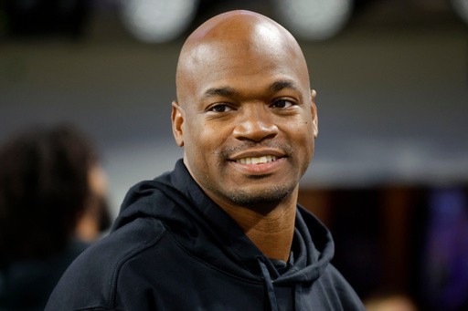 Affidavit: Former NFL star Adrian Peterson was asleep in SUV before DWI arrest in Texas