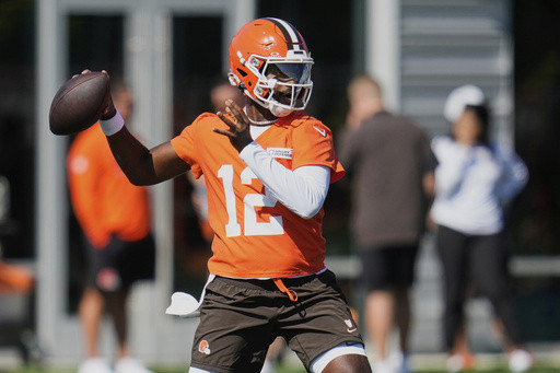 Shedeur Sanders unfazed by lack of first-team reps at Browns camp
