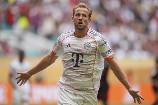 Harry Kane scores twice as Bayern Munich beats Flamengo 4-2 to advance in Club World Cup